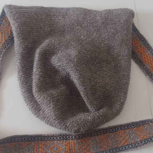 Handmade shoulder bag from Sibundoy, Colombia, like new