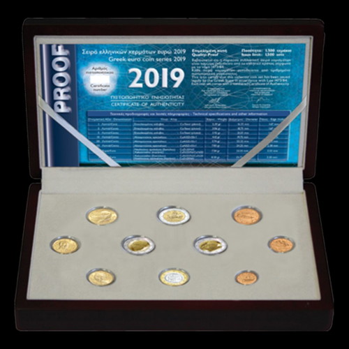 Wooden case with 2019 commemorative circulation coins new