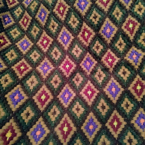 Handmade embroidered rug like new 1.80 × 2.80 m