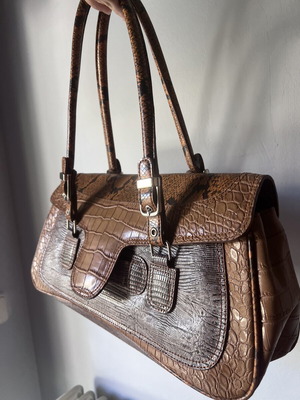 Leather shoulder bag with snake pattern like new, brown