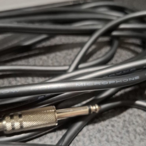 Audio Master SM58 dynamic microphone with cable and box like new