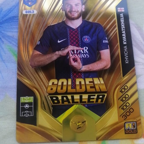 Golden Baller Kvaratskhelia card like new