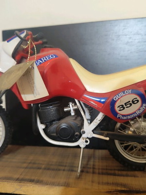 Aprilia Tuareg collectible miniature like new