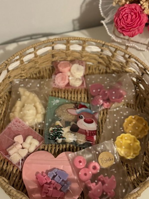 Wax melts new, 7 scents from soy vegetable wax