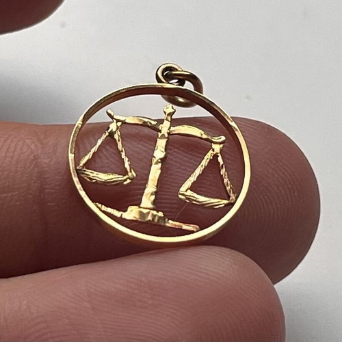 Zodiac motif necklace Libra in 14K gold like new