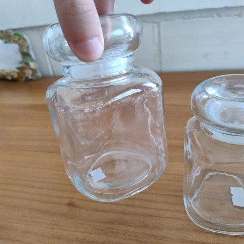 Glass jars set of 3 with airtight lids like new