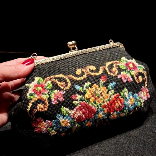 Vintage Handbag 1950 with Petit Point Embroidery like new, black
