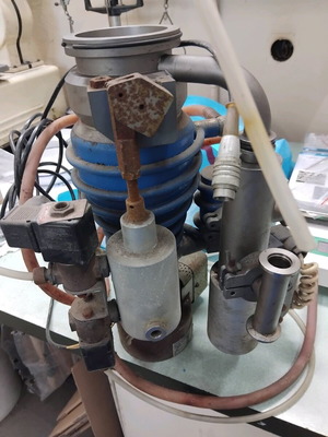 Diffusion vacuum pump used
