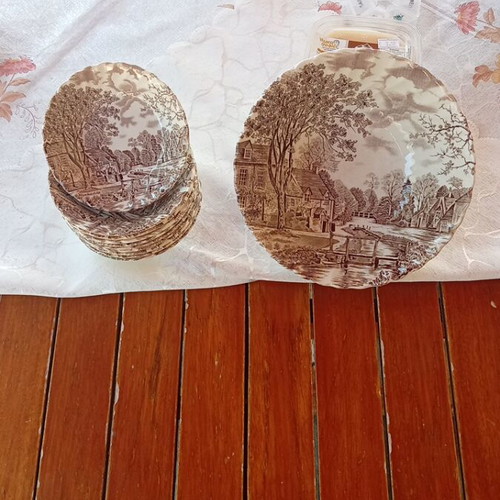 Johnson Brothers Cotswold Brown vintage plate and bowl set, 1979