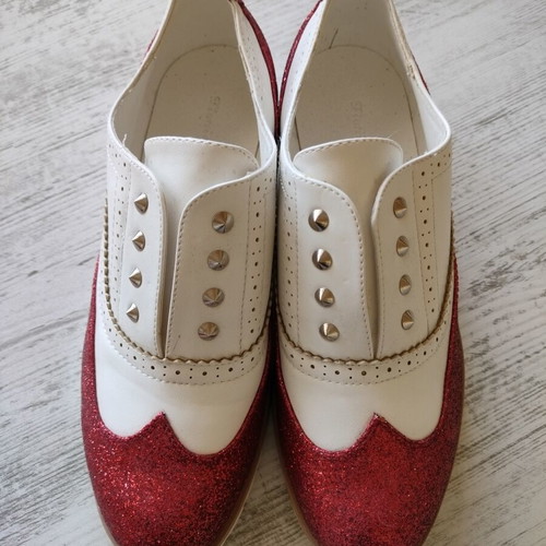 Moccasins white with red glitter new, size 38