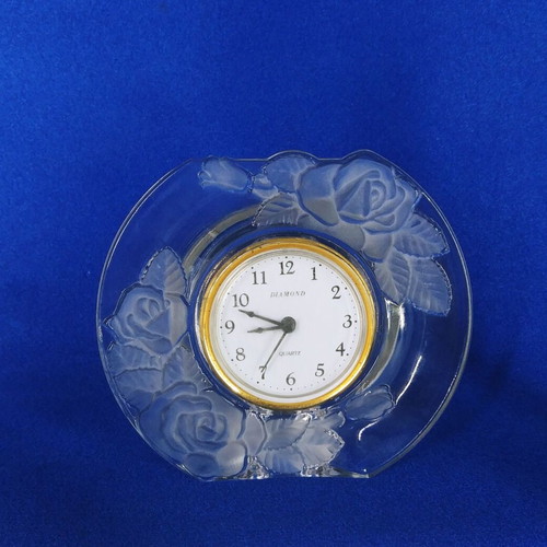Soga table clock used, Mid Winter Rose series, crystal design