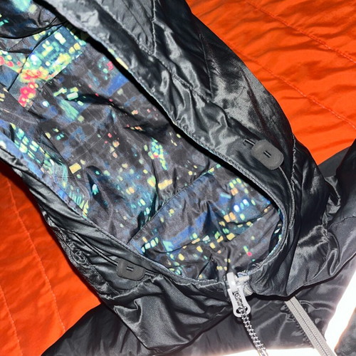Nike Lightweight Reversible Windbreaker Jacket with City Print