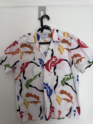 Short Sleeve Shirt Me Then Athens size L like new, white and blue