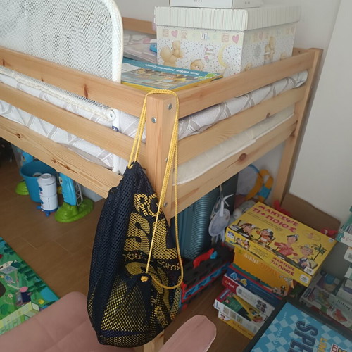 Loft bed like new without mattress