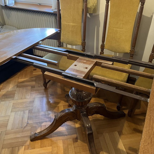 Handmade solid wood dining set with 6 chairs extendable, like new