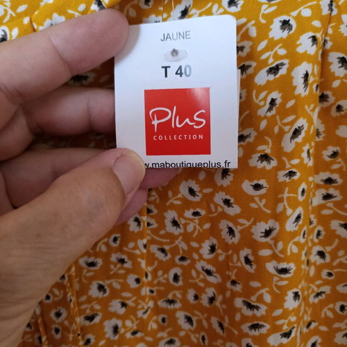 Summer pants new, size 40 large, yellow