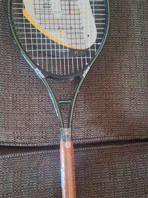 Prince Graphite Classic 100 tennis racket new, size 3
