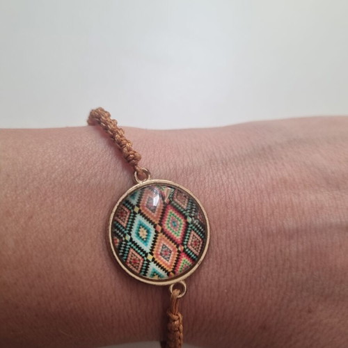 Colorful bracelet like new, ideal for gift