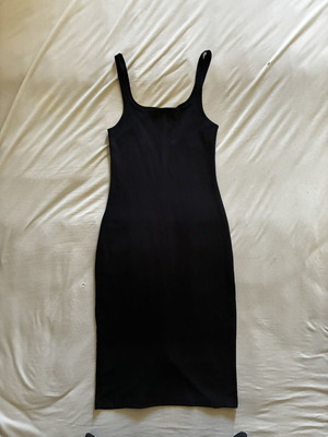 Zara Black Midi Dress Size M Scoop Neck Elegant Knee Length Slit