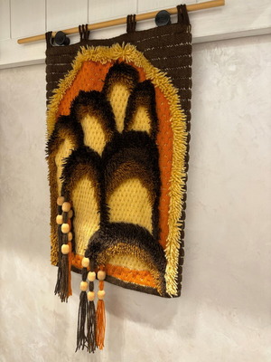 Macrame wall hanging like new, 51 x 35 cm