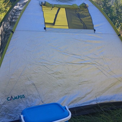Campus tent like new with case and tools, 4-5 persons, waterproof