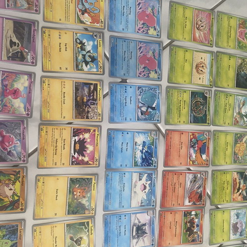 Pokemon cards set Paldea Evolved, 89 single cards like new