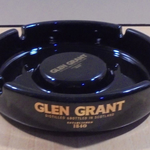 Glen Grant scotch whisky promotional ceramic ashtray 1990s new