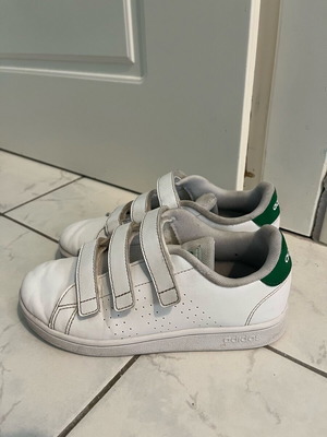 adidas gazelle silver green womens adidas x disney moana fortarun 2.0 cloudform shoes 5C  Sunflower Collective