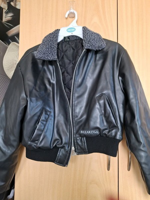 Vintage 1970s biker style jacket like new, faux leather, black