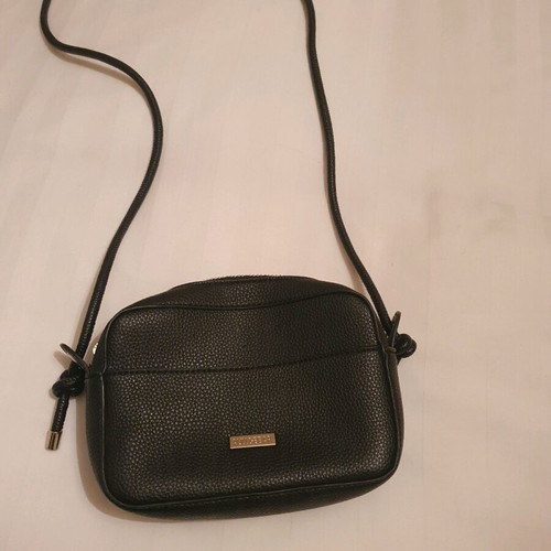 Pull & Bear crossbody black bag like new