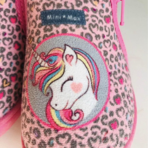 MiniMax anatomical slippers for girls size 24 like new, pink