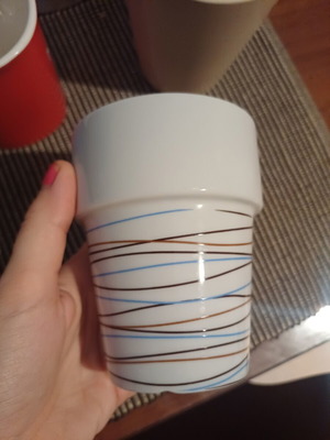 Cup with brown and blue lines