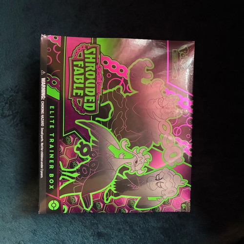 Pokémon ETB Shrouded Fable καινούργιο