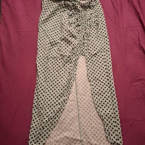 Zara skirt like new, soft pistachio with brown polka dots, size S