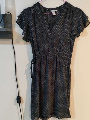 H&M women's dress XS black and white like new with lining