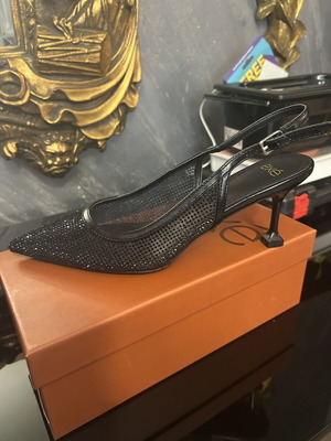 Γόβες Exe Slingback με μαύρο στρας, καινούργιες