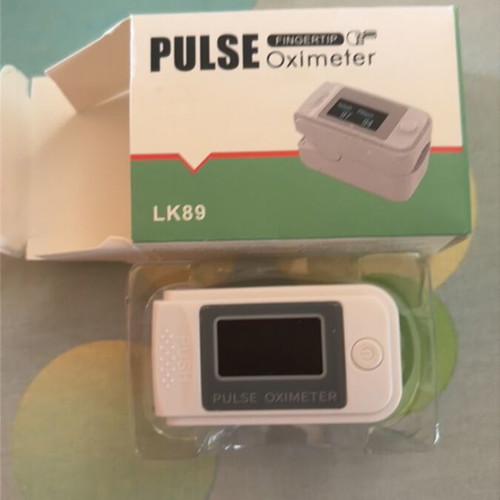 Pulse Oximeter Finger Device new, SpO2 and heart rate monitor