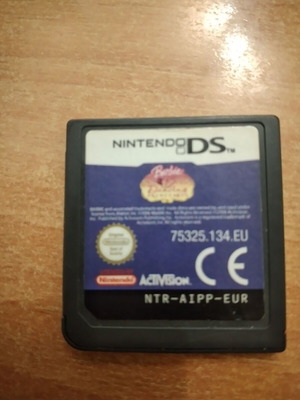 Nintendo DS Barbie 12 Dancing Princess used in excellent condition