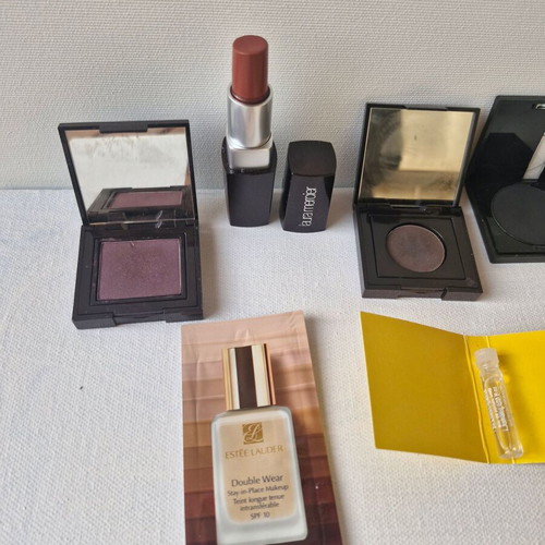 Makeup set used with samples Laura Mercier, Makeup Forever, Estée Lauder