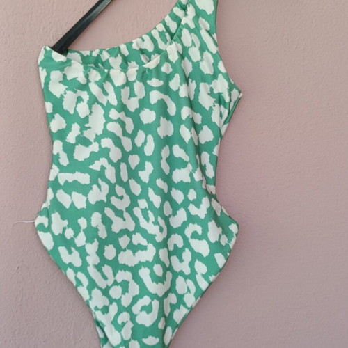 Nasty Gal Collection One-Shoulder Swimsuit new, green, size XS