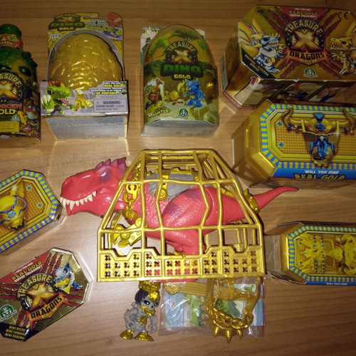 Treasure X large pack 9 figures and sets like new
