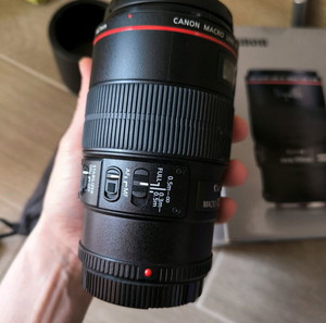 Canon Full Frame Φωτογραφικός Φακός 100mm f/2.8L IS USM Telephoto / Macro για Canon EF Mount Μαύρος