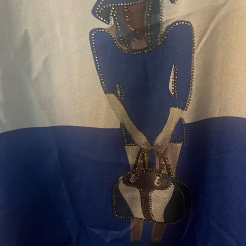 Women's blouse used with figure and strass, size M, blue