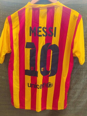 Barcelona Lionel Messi jersey size L new