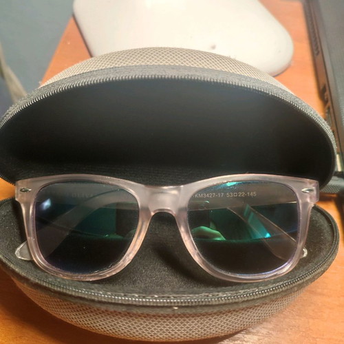 Oliver sunglasses used with case
