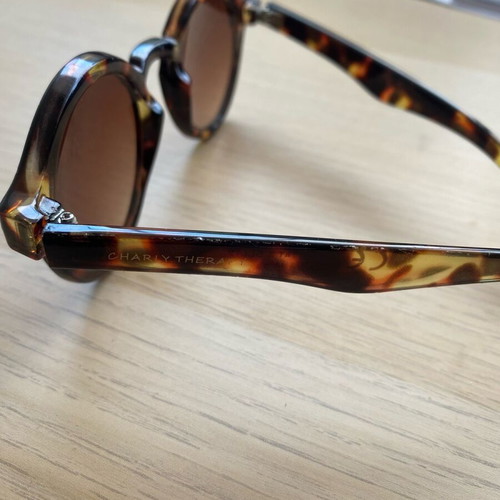 Tortoise shell glasses used Charly Therapy