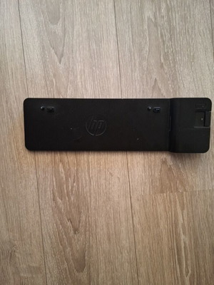 HP 2013 Ultraslim Docking Station like new