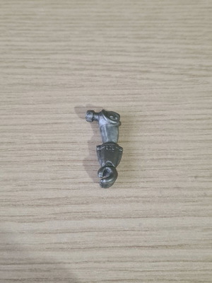 Teratomachos accessory used, left gorilla hand