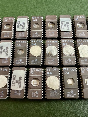 Texas Instruments TMS 2532JL-45 EPROMs used, pack of 24 pieces