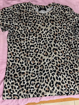 Bershka leopard print blouse like new, size S